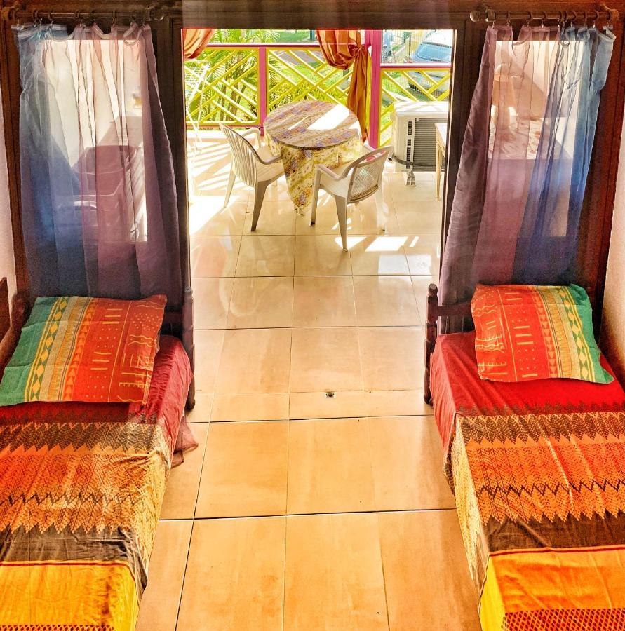 Appartement Duplex Climatise Avec Wi-Fi - Plage Pointe Marin A Pieds, Recemment Renove サンタンヌ エクステリア 写真